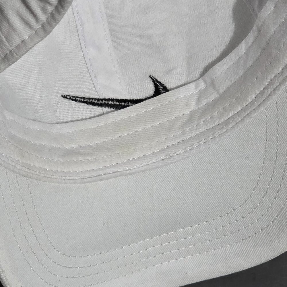 Nike Boys/Child 4-7 Hat Adjustable Cap – Excellent Used Condition - Picture 8 of 8